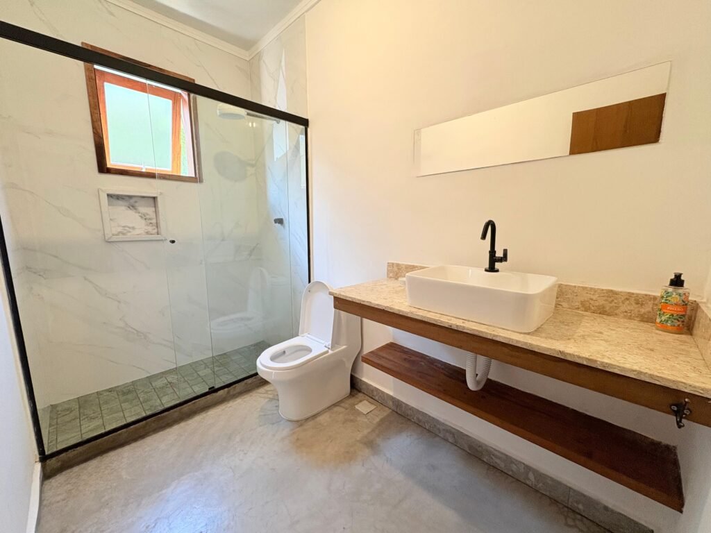 Casa Pandora Itamambuca - Banheiro Suíte 1